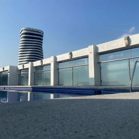 Suites Emporium Guayaquil Exterior photo