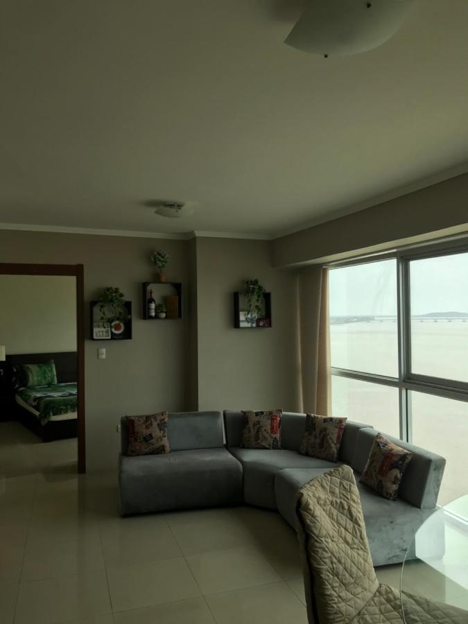 Suites Emporium Guayaquil Exterior photo