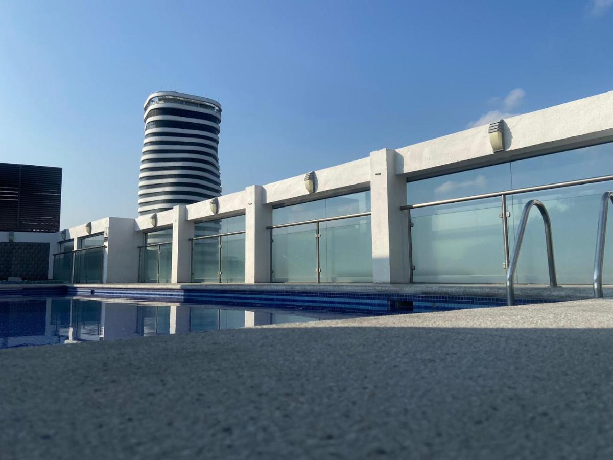 Suites Emporium Guayaquil Exterior photo