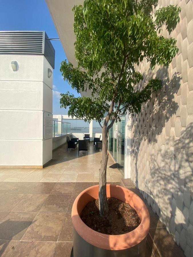 Suites Emporium Guayaquil Exterior photo